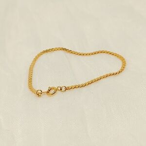 Gold tone thin flat chain woven bracelet neutral classic preppy style